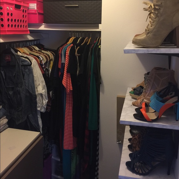 Meet your Posher, Emilee - Picture 2 of 14